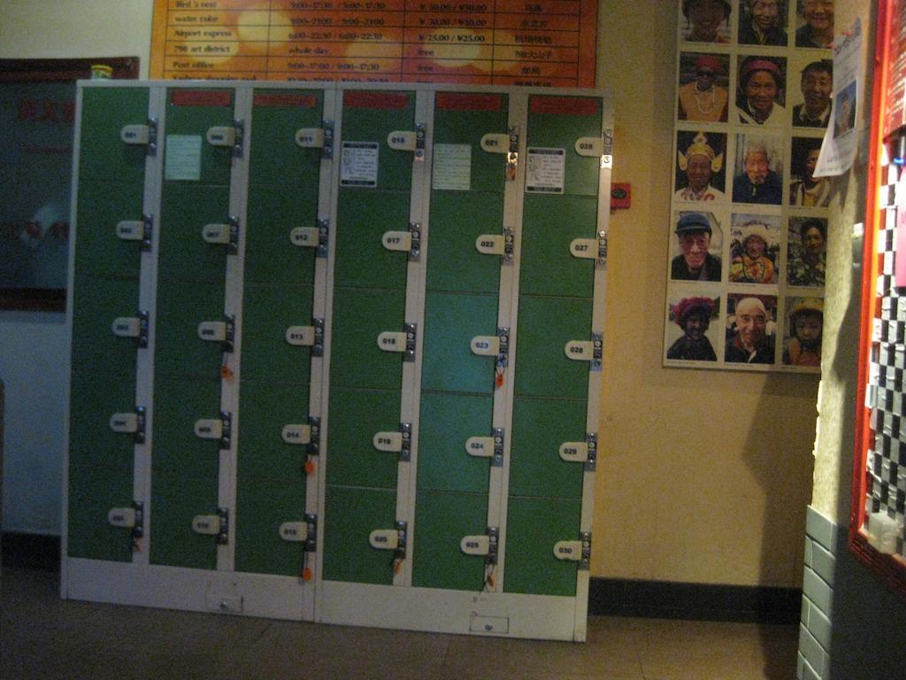 Beijing Sanlitun Hostel Экстерьер фото